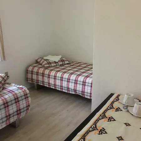 Gaestehus Hovslund Homestay *